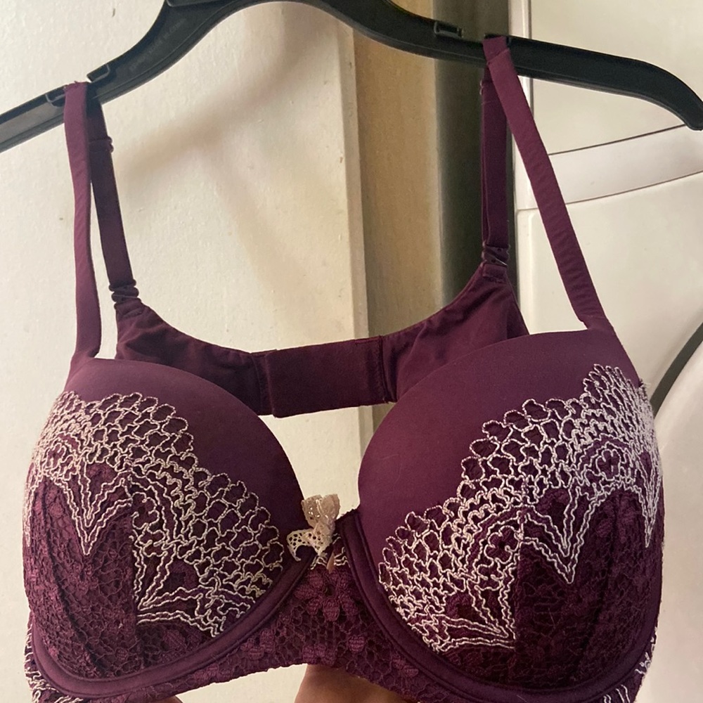 Not For Sale - Victoria’s Secret Body By Victoria Lined Demi Bra Size 38C
